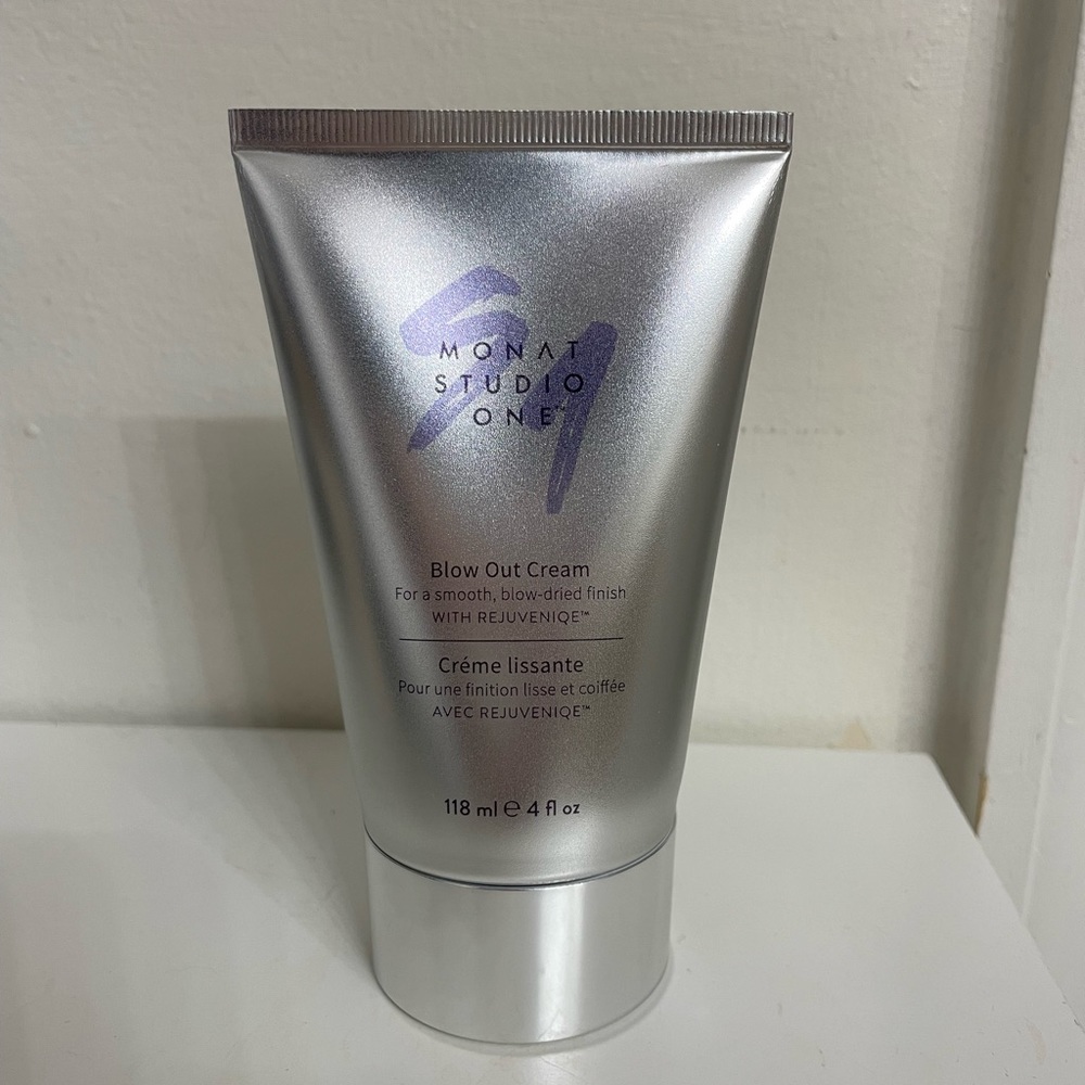 MONAT blow out cream
